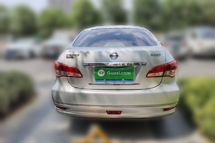 Used Nissan Sylphy 2016 Classic 1.6XE Manual Leading Edition Rear