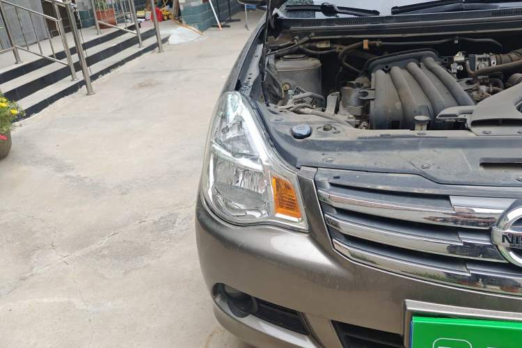 Used Nissan Sylphy 2016 Classic 1.6XE Automatic Comfort Edition Right Front Headlight