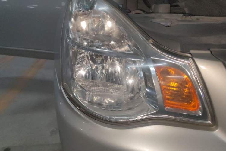 Used Nissan Sylphy 2016 Classic 1.6XE Automatic Comfort Edition Right Front Headlight