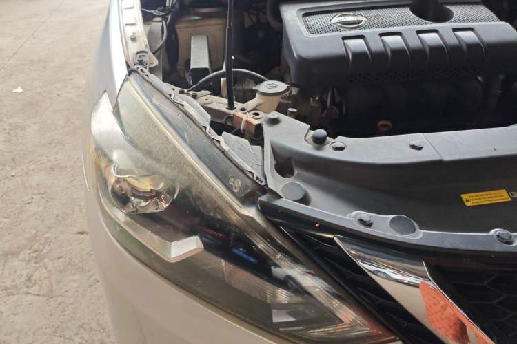 Used Nissan Sylphy 2016 1.6 XL CVT Deluxe Edition Right Front Headlight