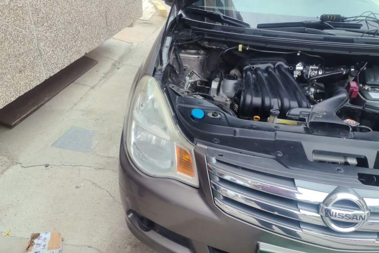Used Nissan Sylphy 2016 Classic 1.6XE Manual Leading Edition Right Front Headlight