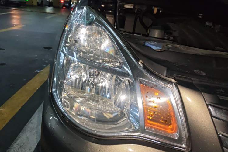 Used Nissan Sylphy 2016 Classic 1.6XE Automatic Comfort Edition Right Front Headlight