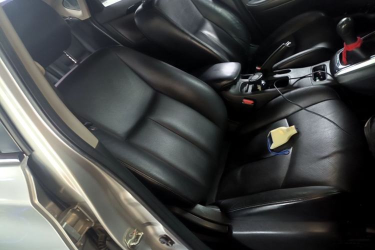 Used Nissan Sylphy 2016 1.6 XL Manual Luxury Edition Right Front Seat