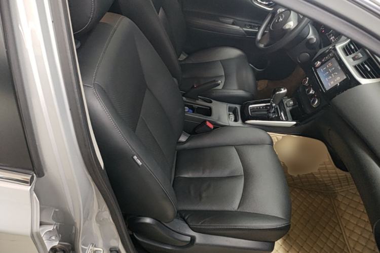 Used Nissan Sylphy 2016 1.6XV CVT Smart Enjoyment Version Right Front Seat