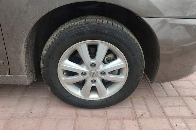 Used Nissan Sylphy 2016 Classic 1.6XE Manual Leading Edition Right Front Wheel Hub