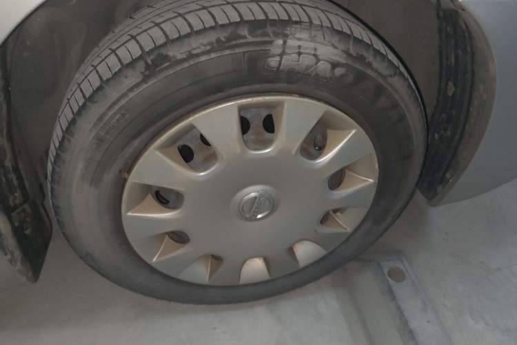 Used Nissan Sylphy 2016 Classic 1.6XE Automatic Comfort Edition Right Front Wheel Hub