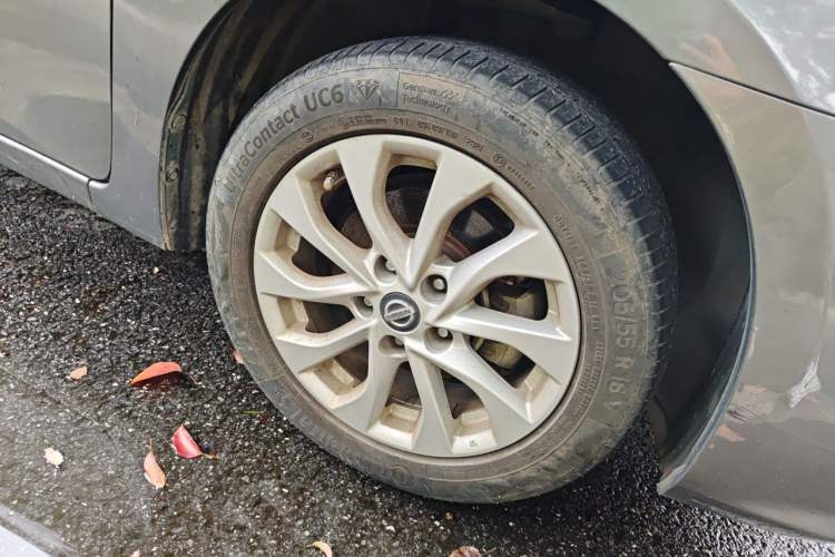 Used Nissan Sylphy 2016 1.6XV CVT Smart Enjoyment Version Right Front Wheel Hub