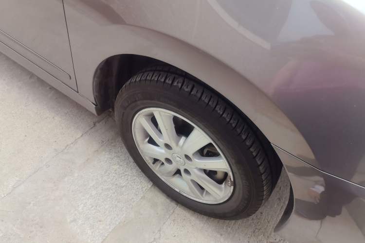 Used Nissan Sylphy 2016 Classic 1.6XE Manual Leading Edition Right Front Wheel Hub