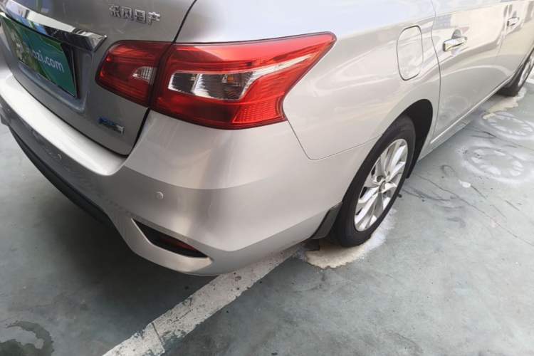 Used Nissan Sylphy 2016 1.6XV CVT Smart Enjoyment Version Right Rear Taillight