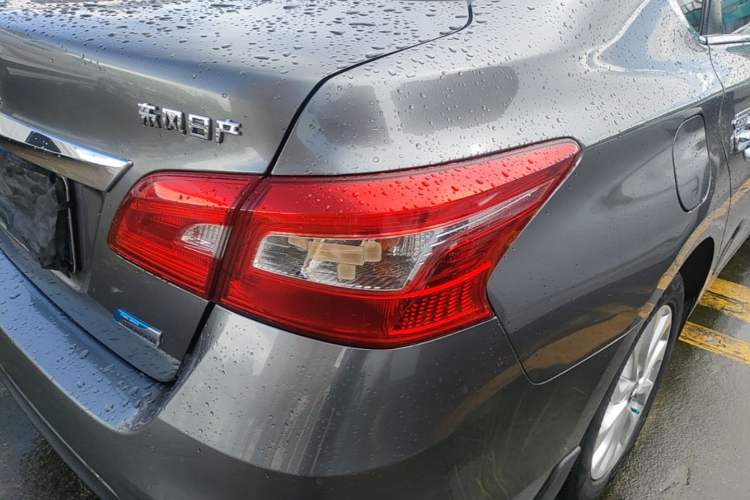 Used Nissan Sylphy 2016 1.6 XL CVT Deluxe Edition Right Rear Taillight