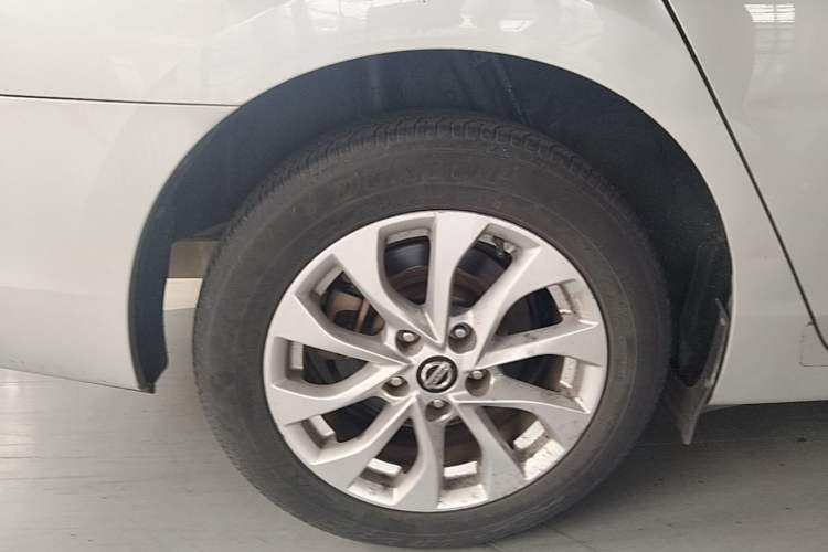 Used Nissan Sylphy 2016 1.6 XL CVT Luxury Edition Right Rear Wheel Hub
