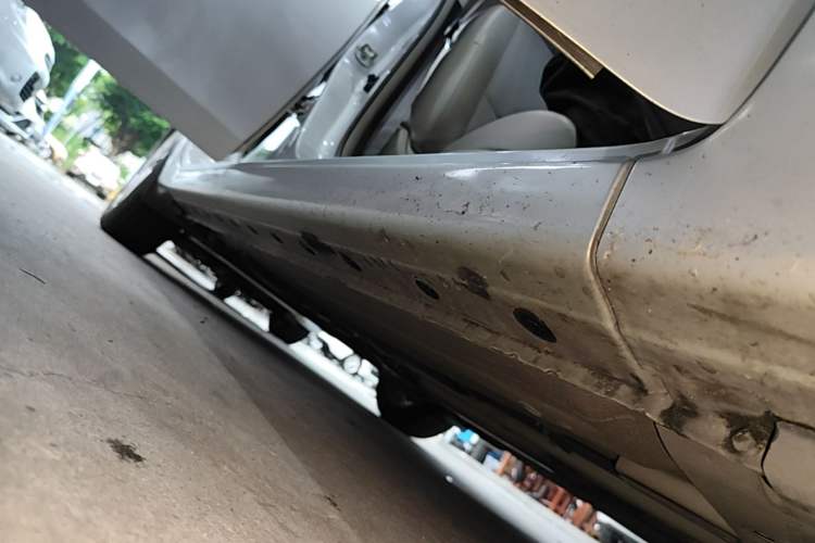 Used Nissan Sylphy 2016 1.6XV CVT Smart Enjoyment Version Right Side Sill