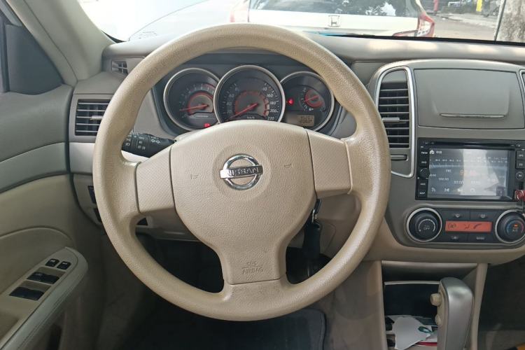 Used Nissan Sylphy 2016 Classic 1.6XE Automatic Comfort Edition Steering Wheel