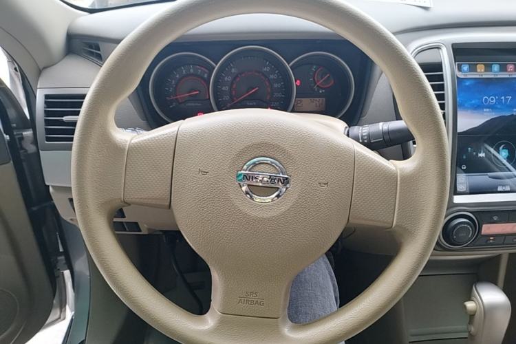 Used Nissan Sylphy 2016 Classic 1.6XE Automatic Leading Edition Steering Wheel