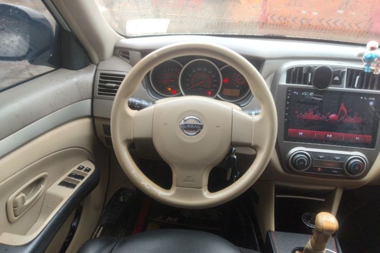 Used Nissan Sylphy 2016 Classic 1.6XE Manual Comfort Edition Steering Wheel