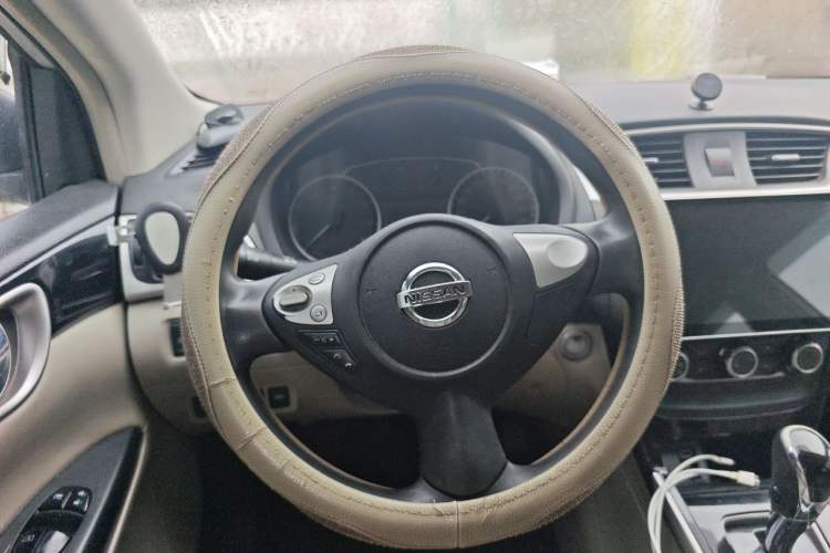 Used Nissan Sylphy 2016 1.6 XL CVT Luxury Edition Steering Wheel