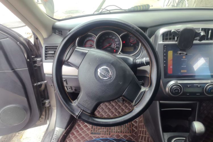 Used Nissan Sylphy 2016 Classic 1.6XE Manual Leading Edition Steering Wheel