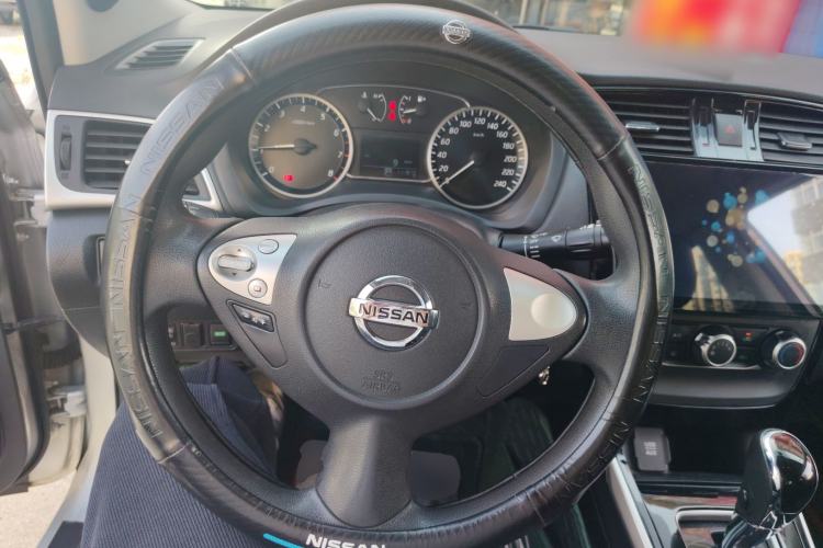 Used Nissan Sylphy 2016 1.6 XL CVT Luxury Edition Steering Wheel