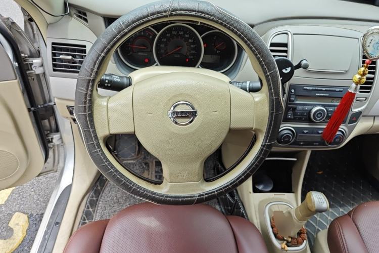 Used Nissan Sylphy 2016 Classic 1.6XL Manual Luxury Edition Steering Wheel