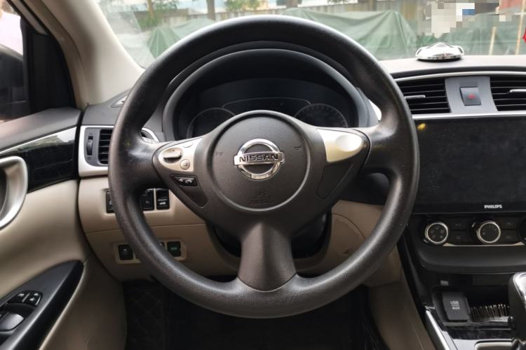 Used Nissan Sylphy 2016 1.6 XL CVT Luxury Edition Steering Wheel