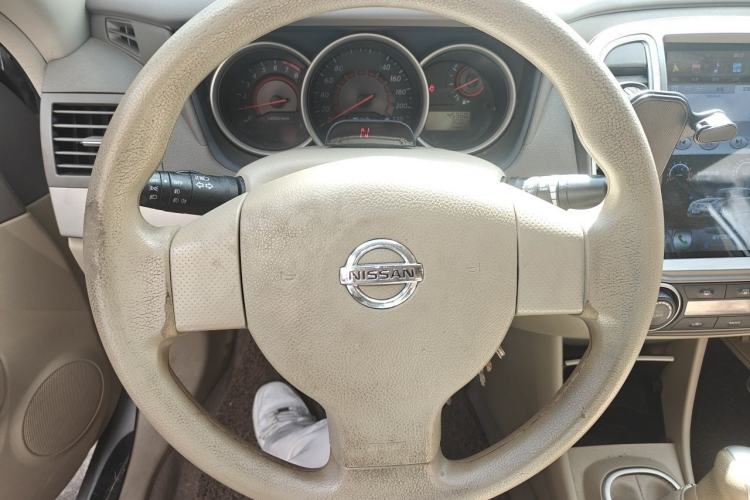 Used Nissan Sylphy 2016 Classic 1.6XE Manual Comfort Edition Steering Wheel