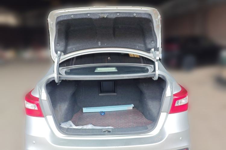 Used Nissan Sylphy 2016 1.6 XL CVT Deluxe Edition Trunk
