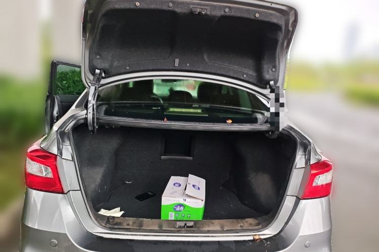 Used Nissan Sylphy 2016 1.6 XL CVT Luxury Edition Trunk