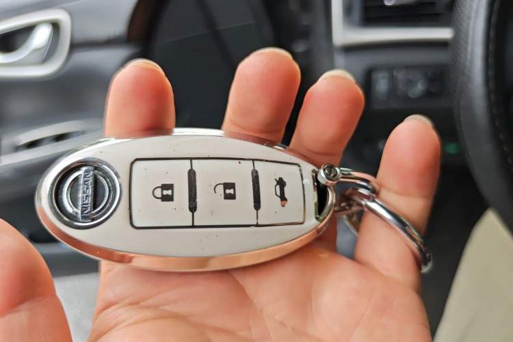 Used Nissan Sylphy 2016 1.6XV CVT Smart Enjoyment Version Vehicle Key
