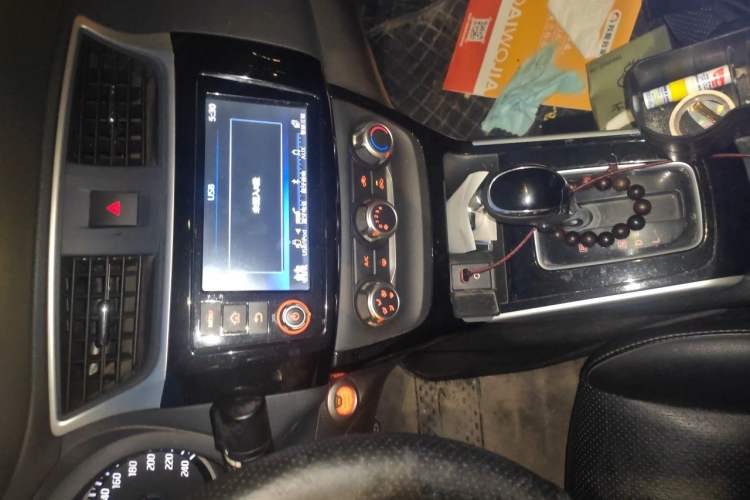 Used Nissan Sylphy 2016 1.6XV CVT Smart Enjoyment Version Audio And AC Panel