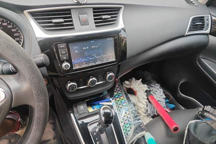 Used Nissan Sylphy 2016 1.6XV CVT Smart Enjoyment Version Audio And AC Panel