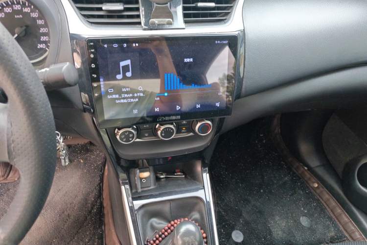 Used Nissan Sylphy 2016 1.6 XL Manual Luxury Edition Audio And AC Panel