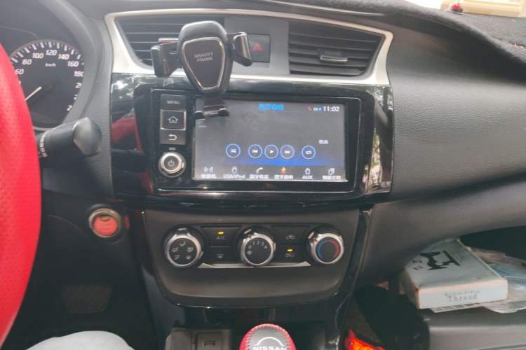 Used Nissan Sylphy 2016 1.6XV CVT Smart Enjoyment Version Audio And AC Panel