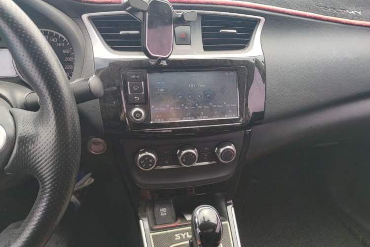 Used Nissan Sylphy 2016 1.6 XL CVT Deluxe Edition Audio And AC Panel