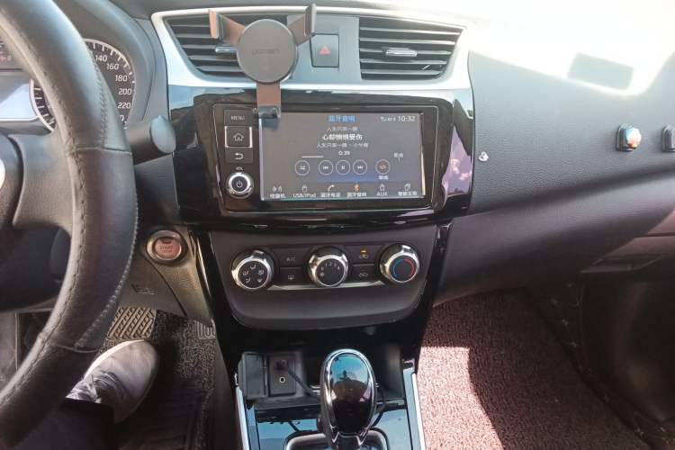 Used Nissan Sylphy 2016 1.6XV CVT Smart Enjoyment Version Audio And AC Panel