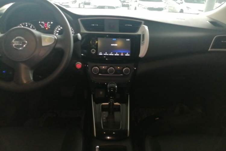Used Nissan Sylphy 2016 1.6 XL CVT Deluxe Edition Audio And AC Panel