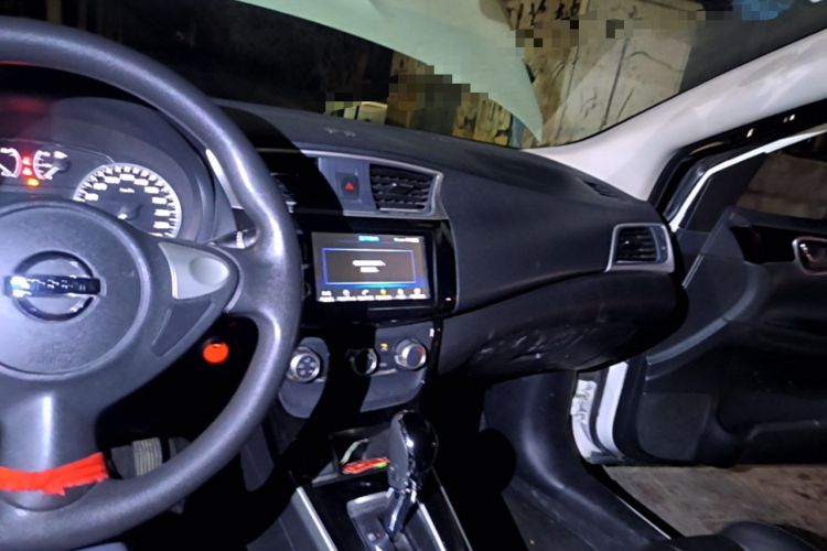 Used Nissan Sylphy 2016 1.6XV CVT Smart Enjoyment Version Audio And AC Panel