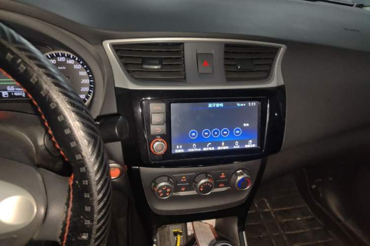 Used Nissan Sylphy 2016 1.6XV CVT Smart Enjoyment Version Audio And AC Panel