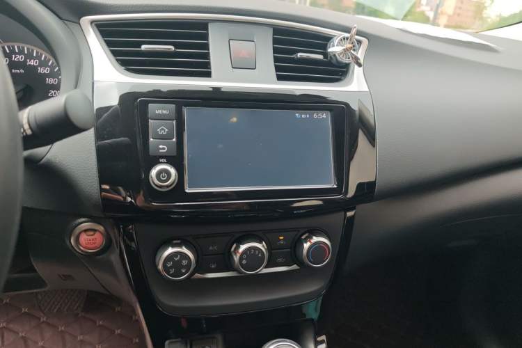 Used Nissan Sylphy 2016 1.6 XL CVT Deluxe Edition Audio And AC Panel