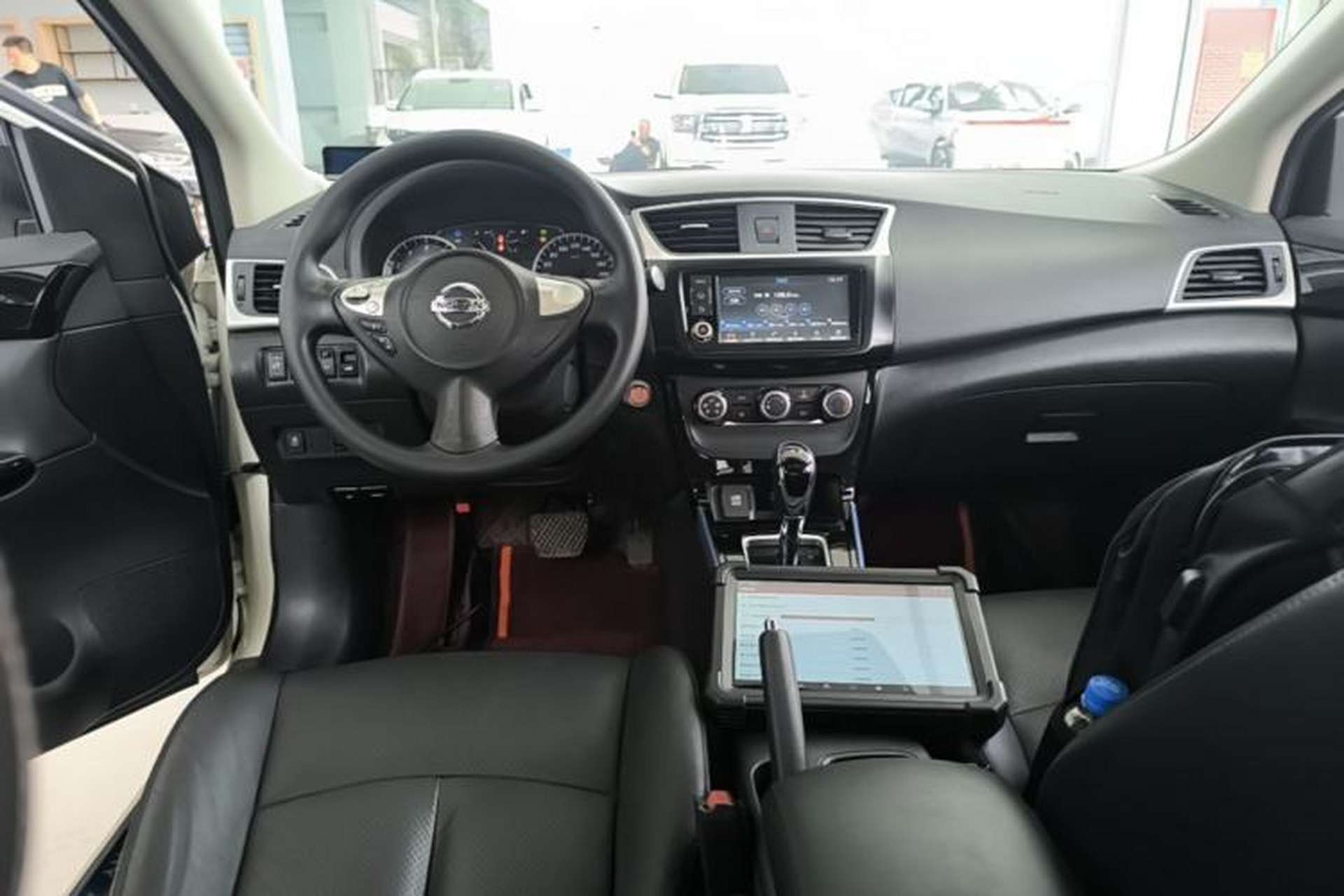 Used Nissan Sylphy 2016 1.6XV CVT Smart Enjoyment Version Center Console