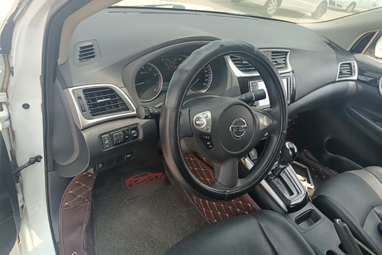 Used Nissan Sylphy 2016 1.6XV CVT Smart Enjoyment Version Center Console