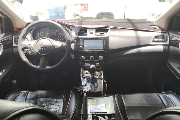 Used Nissan Sylphy 2016 1.6XV CVT Smart Enjoyment Version Center Console
