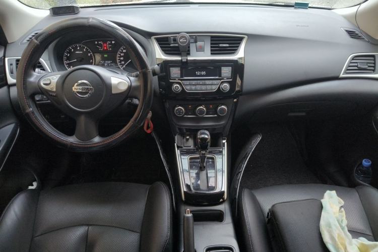 Used Nissan Sylphy 2016 1.6 XL CVT Luxury Edition Center Console