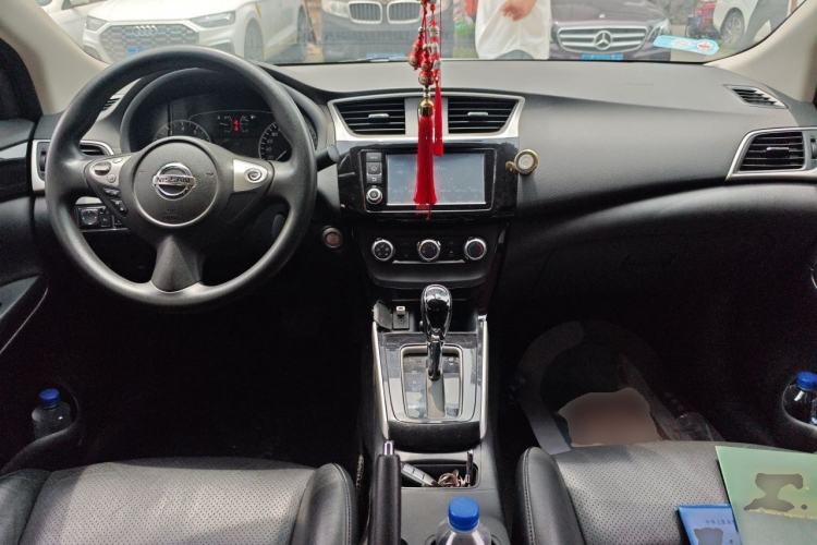Used Nissan Sylphy 2016 1.6XV CVT Smart Enjoyment Version Center Console