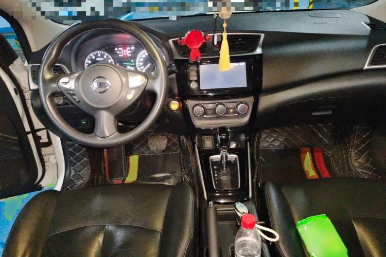 Used Nissan Sylphy 2016 1.6XV CVT Smart Enjoyment Version Center Console