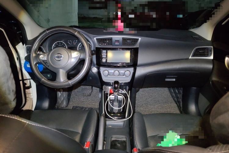 Used Nissan Sylphy 2016 1.6 XL CVT Deluxe Edition Center Console