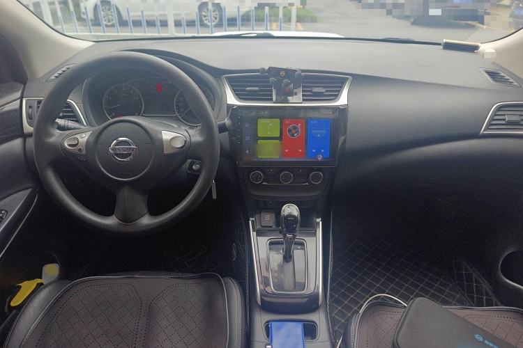 Used Nissan Sylphy 2016 1.6 XL CVT Luxury Edition Center Console