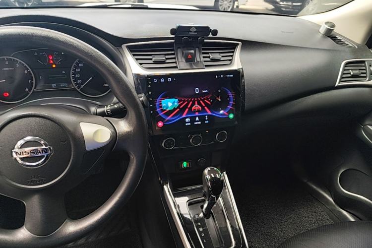 Used Nissan Sylphy 2016 1.6XV CVT Smart Enjoyment Version Center Console