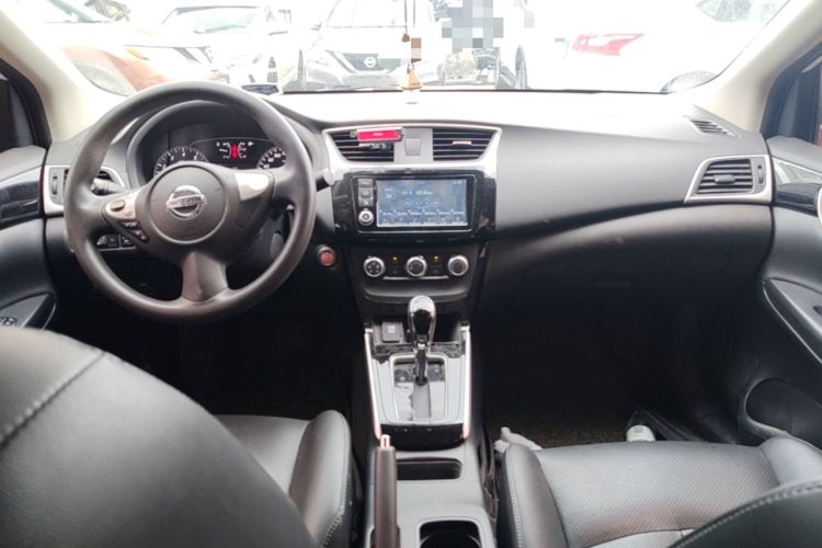 Used Nissan Sylphy 2016 1.6XV CVT Smart Enjoyment Version Center Console