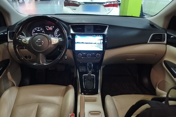 Used Nissan Sylphy 2016 1.6 XL CVT Luxury Edition Center Console