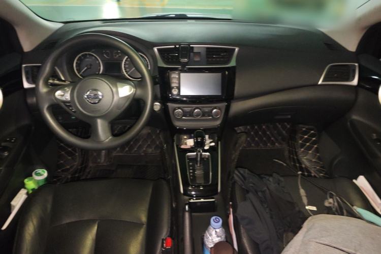 Used Nissan Sylphy 2016 1.6 XL CVT Luxury Edition Center Console